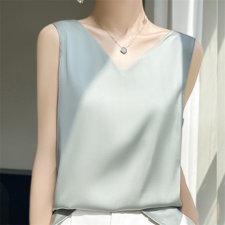 2025春夏新款V领吊带背心女宽松缎面宽肩外传无袖西装内搭打底衫，女装背心吊带，羊特美羊绒