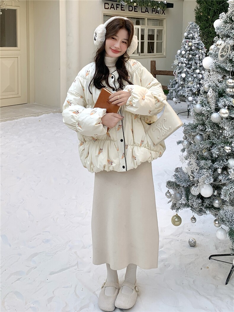 时尚圆领羽绒服女冬2025新款冰淇淋刺绣图案超火巨好看白鸭绒外套,女装羽绒服,琦鑫阁（原依鑫阁）