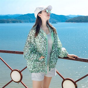 豹纹防晒衣薄款长袖短外套女春夏2022新款宽松百搭韩版洋气ins潮图片