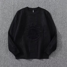 黑色