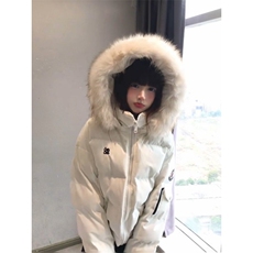 白色