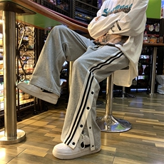 灰色