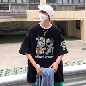 B239-D917-P28 港风 夏季落肩袖短袖t恤男 卡通印花体恤上衣图片