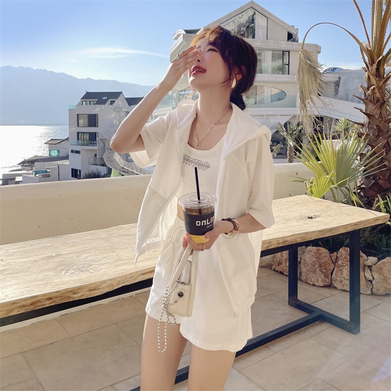 现货2022年夏季新品三件套套装,女装套装/套裙,菡迪欧娜