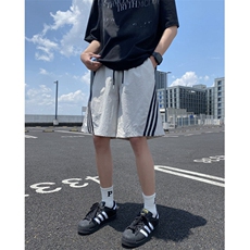灰色