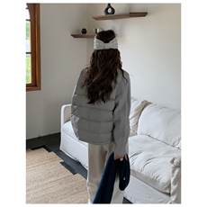 1506-1/G78200/P89女冬轻薄羽绒棉服2025设计感针织袖拼接，男装棉衣，星座1506A