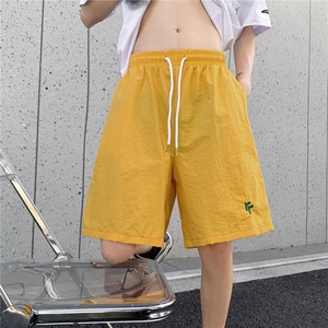 男士夏季冰丝薄款潮牌休闲短裤宽松跑步运动裤学生篮球五分裤睡裤图片