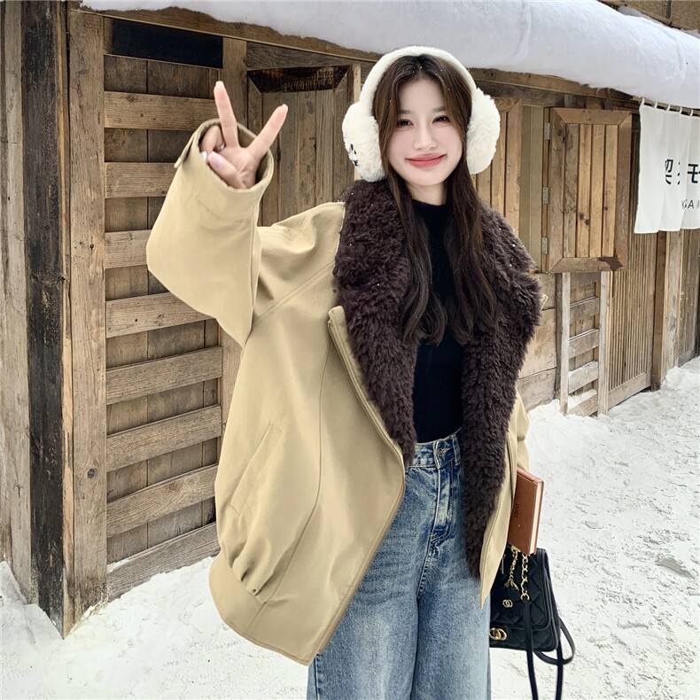 现货：冬装新款拼接羊羔绒翻领休闲派克羽绒服2C135-8953P265K418,女装羽绒服,2C135