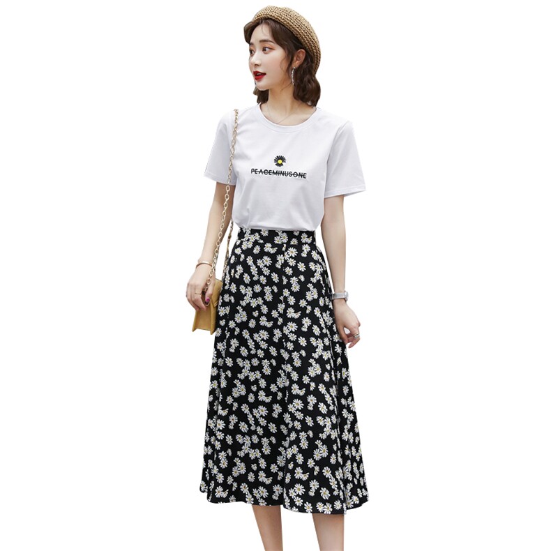 2021年新款夏款韩版T小菊花半身裙时尚两件套,女装连衣裙,瑶迪依秀