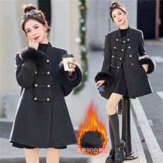 2025年冬季新款袖口狐狸毛毛呢小香风90白鸭绒中长款羽绒服，女装羽绒服，蓝诺裳