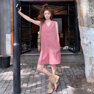 减龄休闲粉色无袖背心连体裤女2025年夏季新款韩系小个子连衣短款图片
