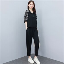 中年妈妈两件套大码减龄女装时尚2023夏季宽松显瘦花色中袖裤套装，女装套装/套裙，素月