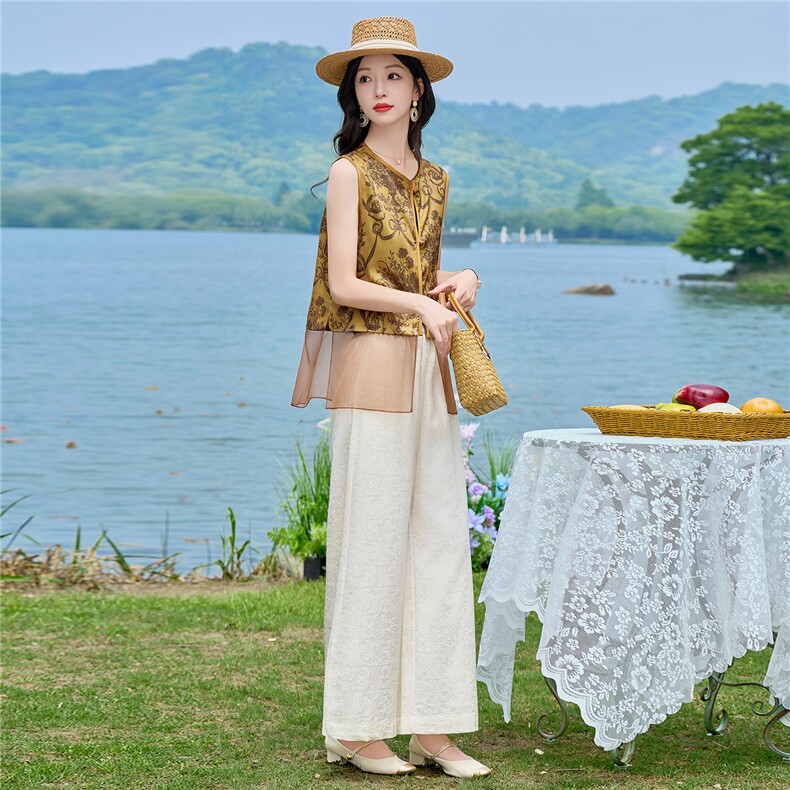 2026年夏季新款新中式复古印花上衣裤子两件套套装女,女装套装/套裙,依路服饰