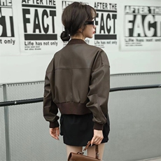 2024新款海宁皮衣女短款棒球服仿真绵羊皮夹克蝙蝠宽松拼接外套，女装皮衣，潮流依族