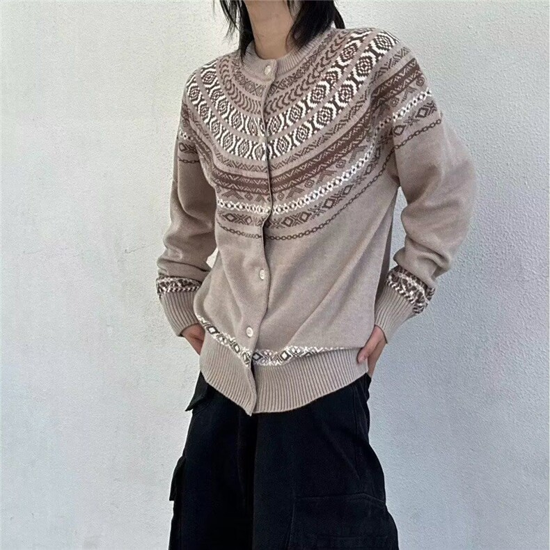 秋季新款立体刺绣花朵甜美减龄宽松显瘦圆领男针织开衫,男装卫衣,四季星座505