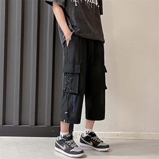 黑色
