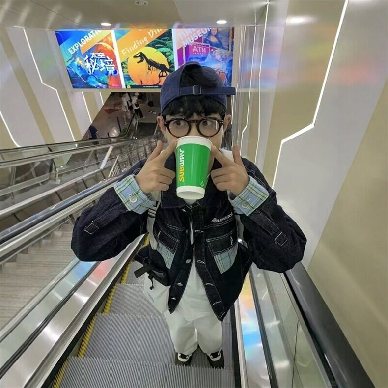 W9446-P73 网图现货 新款美式格子口袋拼接牛仔外套休闲工装夹克图片