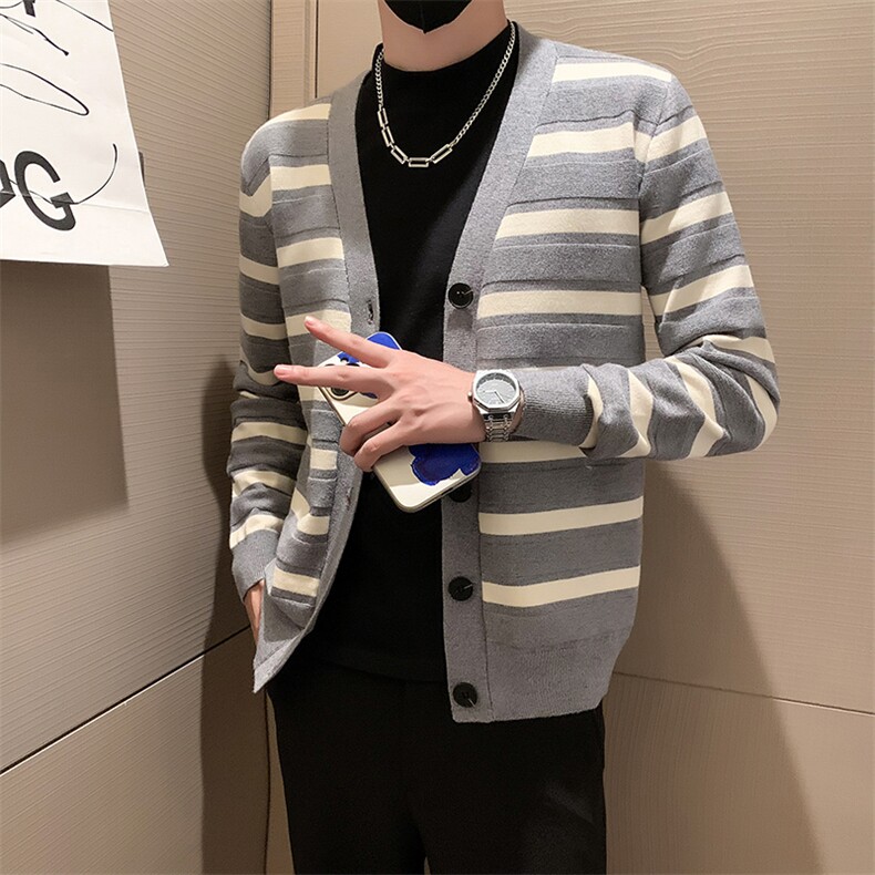 小伙风~2026秋冬新款条纹设计休闲毛衫针织外套M022/P65,女装短外套,电商B331