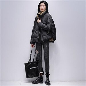 冬季羽绒服图片