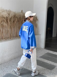 拼接牛仔休闲外套图片