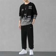 黑色