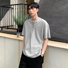灰色