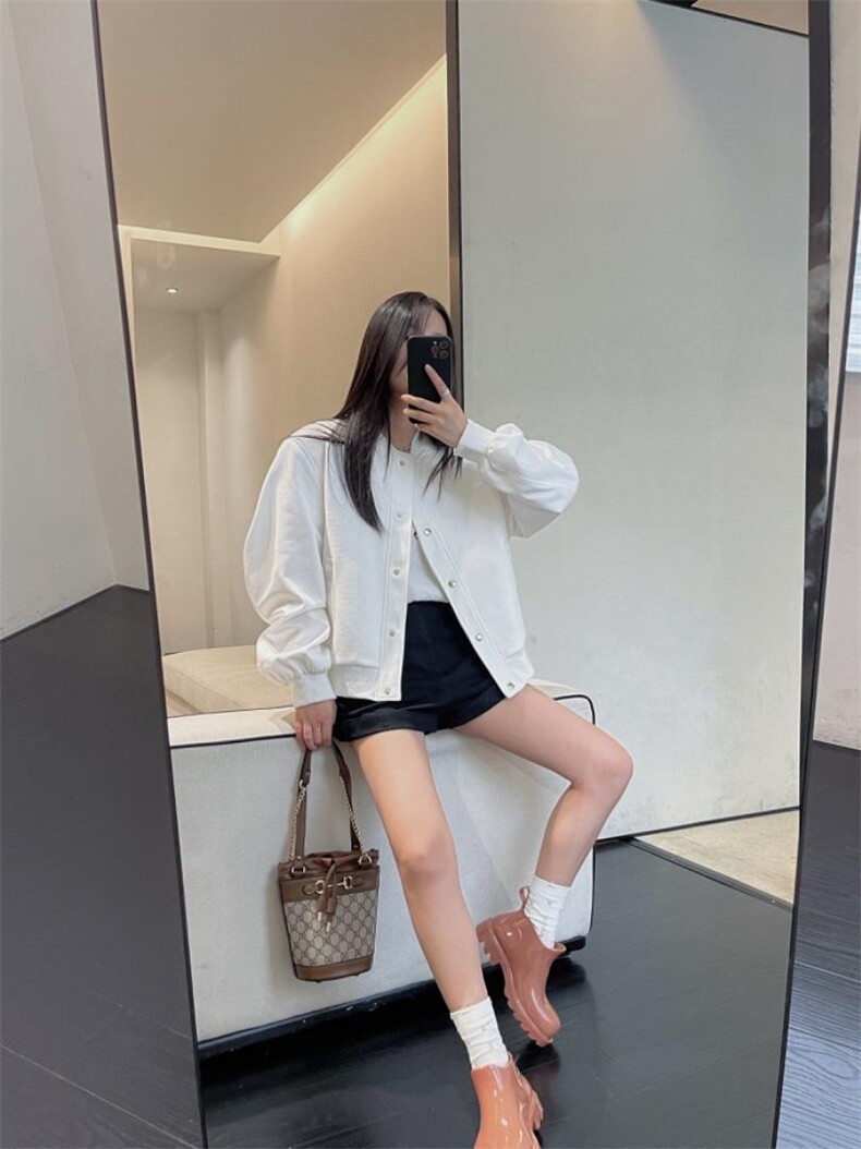 棒球服外套，其它，mo cha dan