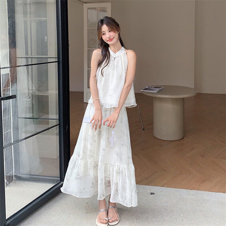 新中式国风白色挂脖背心半身裙女夏甜美小香风独特漂亮,女装连衣裙,诺蝶