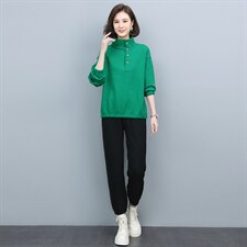 绿色+黑裤