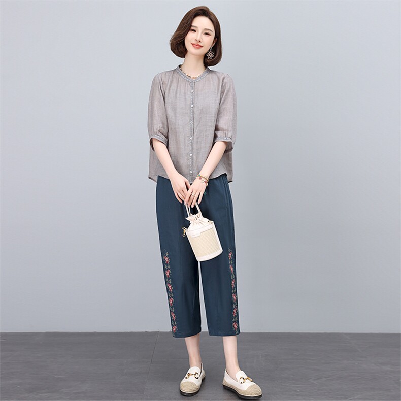 文艺苎麻衬衫女夏季2025年新款中年妈妈遮肚子宽松刺绣五分袖上衣,女装套装/套裙,奕阳依阁