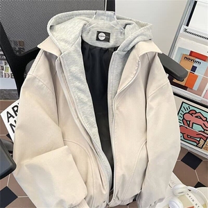 高品质春款男假两件连帽夹克衫铆钉宽松外套JAK10 P100图片