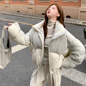 水衣源2768款短款泡芙加厚保暖羽绒服面包服外套女图片