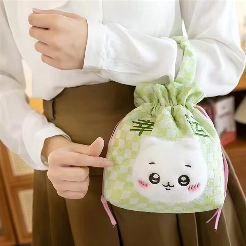 幸运小八抽绳包，安萌毛绒玩具