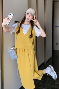 休闲运动黄色假两件T恤半身裙套装女夏新款学院风显瘦爆款两件套图片