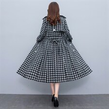 高端千鸟格风衣女2024春秋新款韩版显瘦气质收腰长款过膝大衣外套，女装风衣，凝聚力