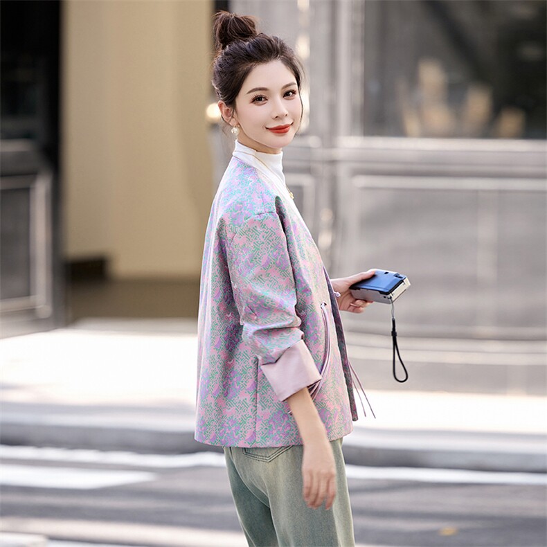 新中式V领提花杨幂同款短外套女2024秋季鎏金溢彩设计感小众上衣,女装短外套,曼琳思菲