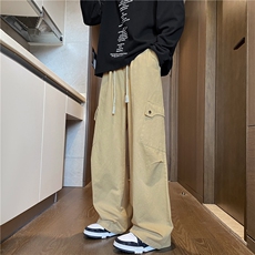 卡其色
