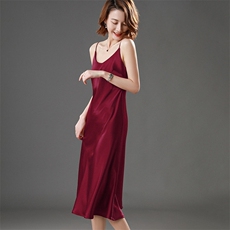 优雅真丝吊带连衣裙女夏季修身显瘦中长款气质名媛风，女装连衣裙，澳冬特羊绒
