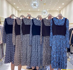 【现货】冬装3件套连衣裙，女装连衣裙，她她蜜制