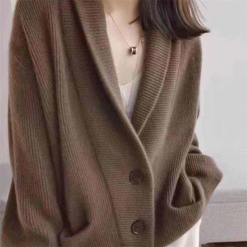设计款小众慵懒风针织开衫女秋冬翻领宽松毛衣外套羊毛上衣,女装羊毛衫,唯若美羊绒