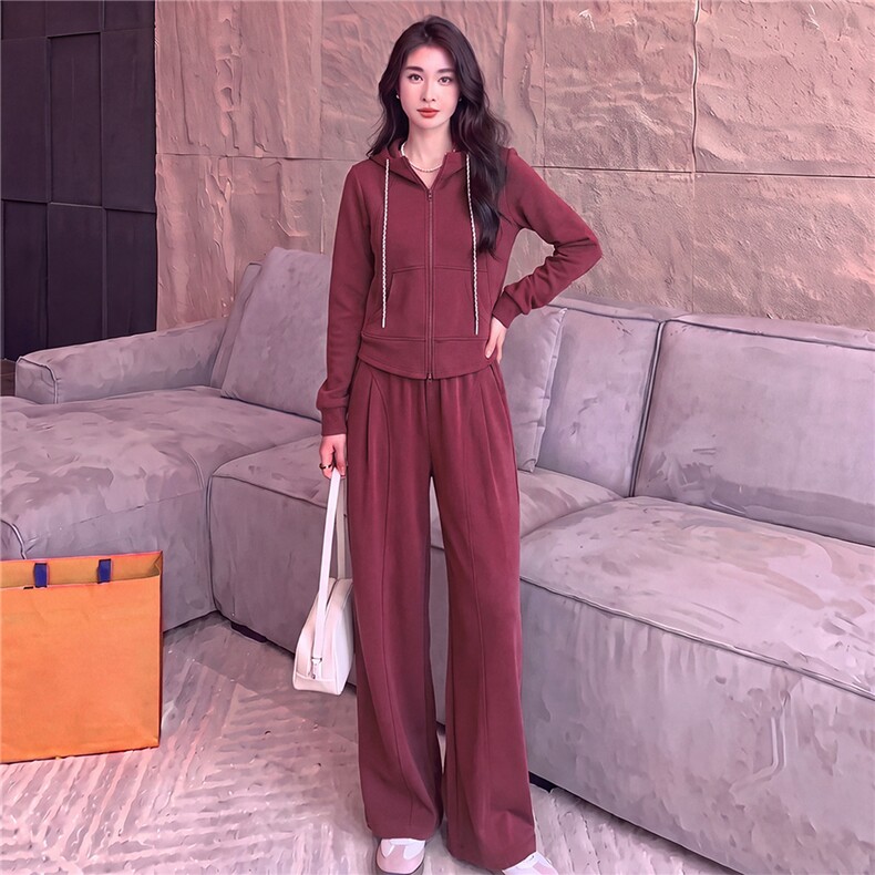 女春秋新款时尚慵懒风套装红色拉链开衫连帽长袖外套阔腿裤两件套图片 女春秋新款时尚慵懒风套装红色拉链开衫连帽长袖外套阔腿裤两件套图片