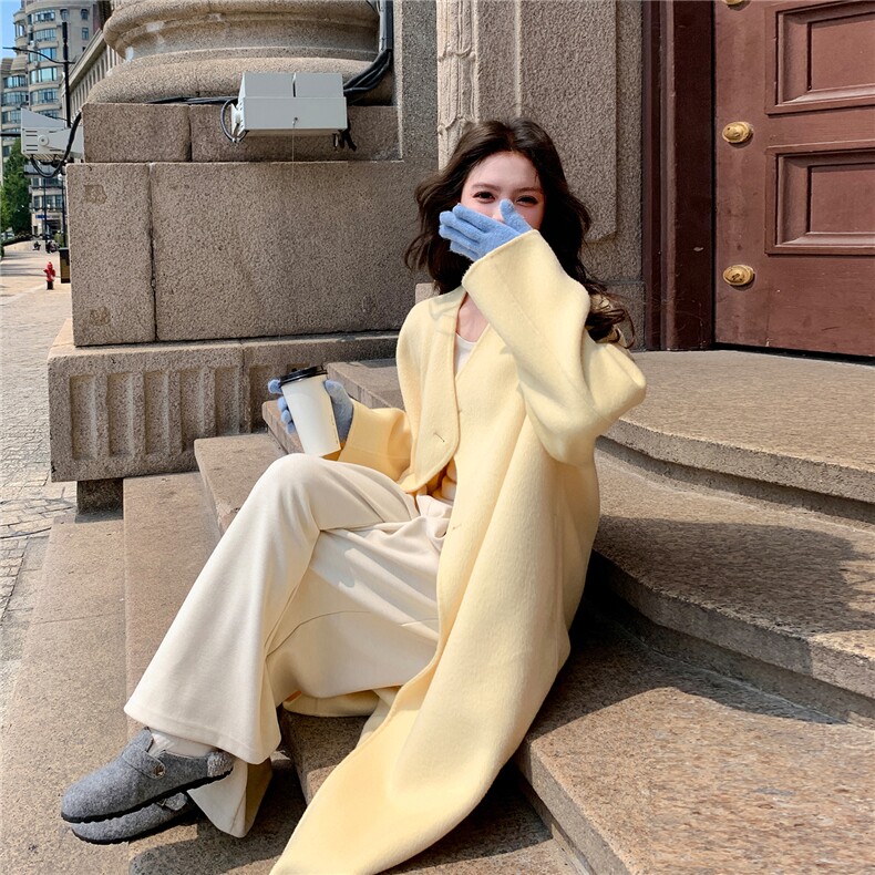 韩版气质宽松高级感外套女2025年秋冬季新款鹅黄色双排扣毛呢大衣,女装毛呢外套,2C030