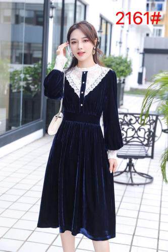 手感的丝绒连衣裙，女装连衣裙，罗兰春天