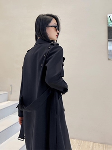 风衣外套图片