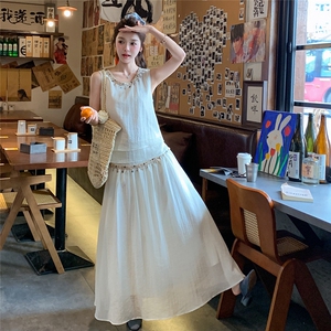 度假风穿搭刺绣亮片无袖上衣配半身裙套装女夏2025新款减龄两件套图片