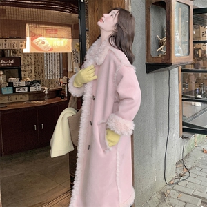 独特超好看粉色皮毛一体羊羔毛大衣女2024新款加绒加厚派克服外套图片