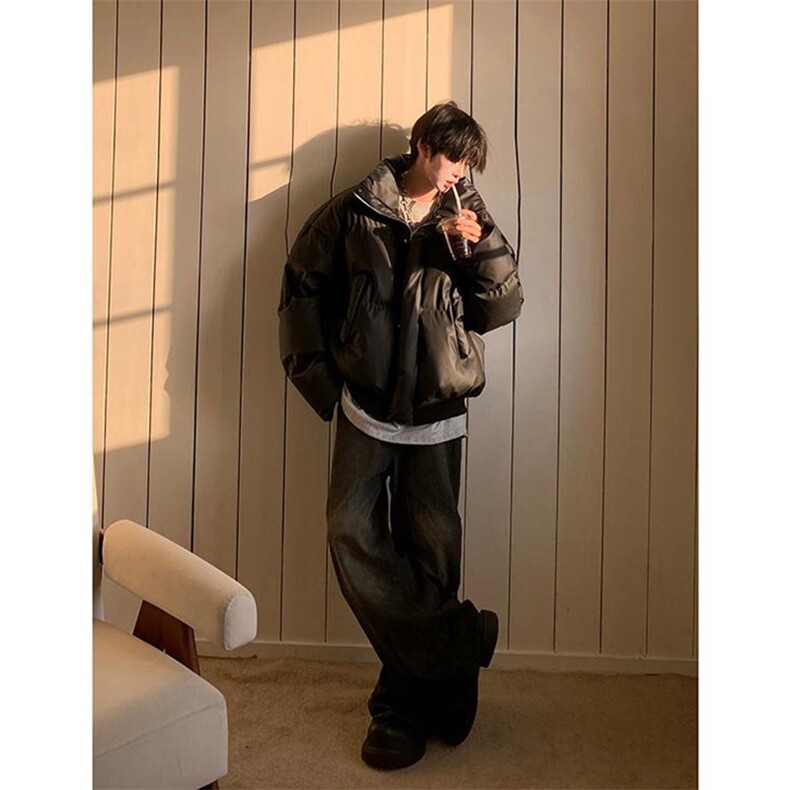 现货冬季三防重磅硬挺boxy短款羽绒刺绣立领PU皮棉衣外套加厚棉服，男装棉衣，电商A486-1