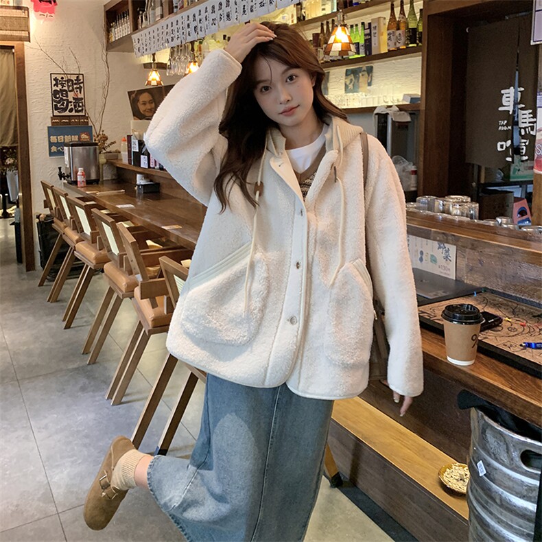 现货24秋皮毛一体短外套9021-P155-K218,女装短外套,2C305