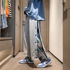 灰色