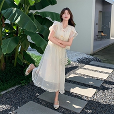 2024夏季新款新中式蕾丝刺绣复古盘扣上衣加刺绣伞裙两件套，商品下架区，韩然一族
